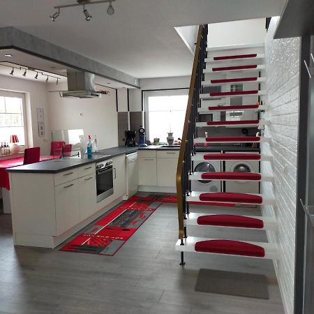 Exklusive Fewo Papenburg Mit Terrasse & Beheiztem Wintergarten بابينبورغ المظهر الخارجي الصورة