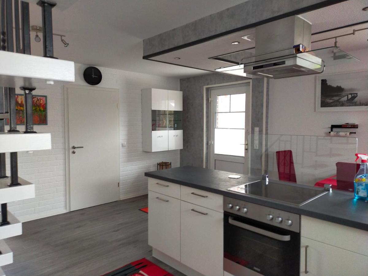 Exklusive Fewo Papenburg Mit Terrasse & Beheiztem Wintergarten بابينبورغ المظهر الخارجي الصورة
