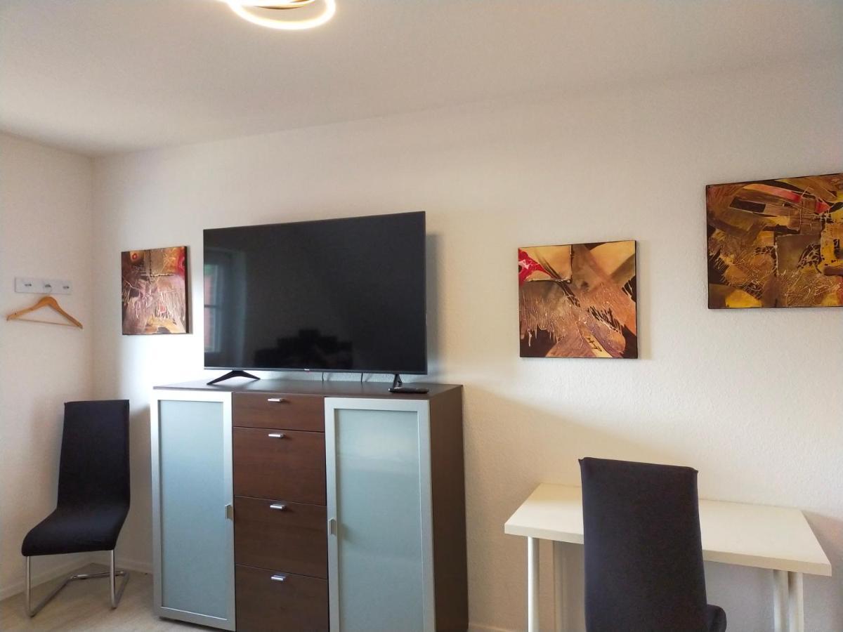 Exklusive Fewo Papenburg Mit Terrasse & Beheiztem Wintergarten بابينبورغ المظهر الخارجي الصورة