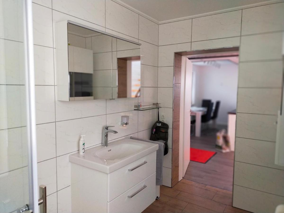 Exklusive Fewo Papenburg Mit Terrasse & Beheiztem Wintergarten بابينبورغ المظهر الخارجي الصورة