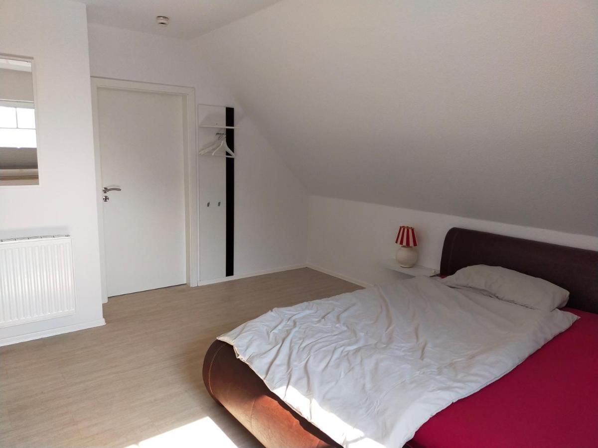 Exklusive Fewo Papenburg Mit Terrasse & Beheiztem Wintergarten بابينبورغ المظهر الخارجي الصورة