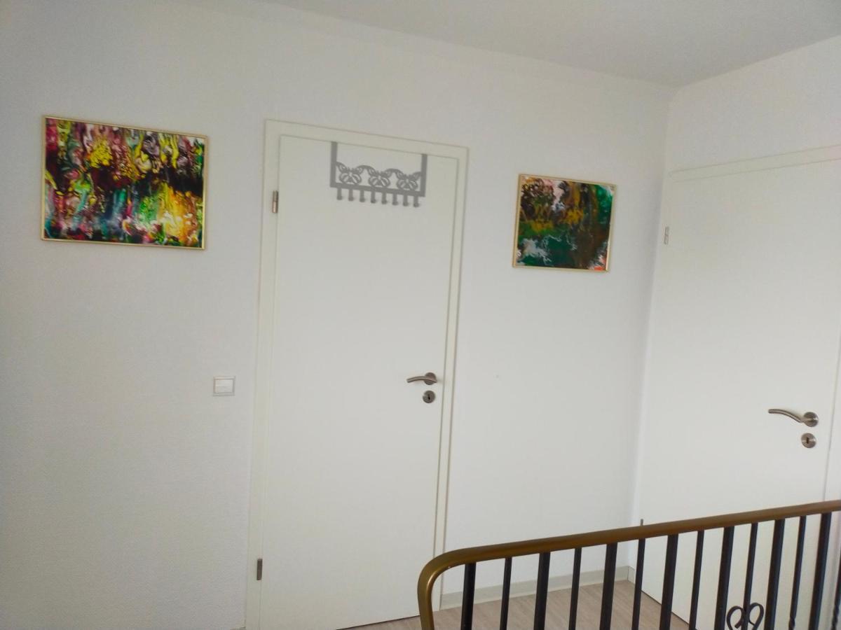 Exklusive Fewo Papenburg Mit Terrasse & Beheiztem Wintergarten بابينبورغ المظهر الخارجي الصورة